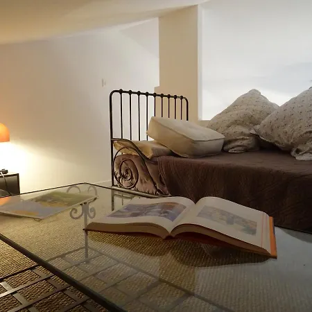 Les Jardins D'eleusis Bed & Breakfast Murs (Vaucluse)